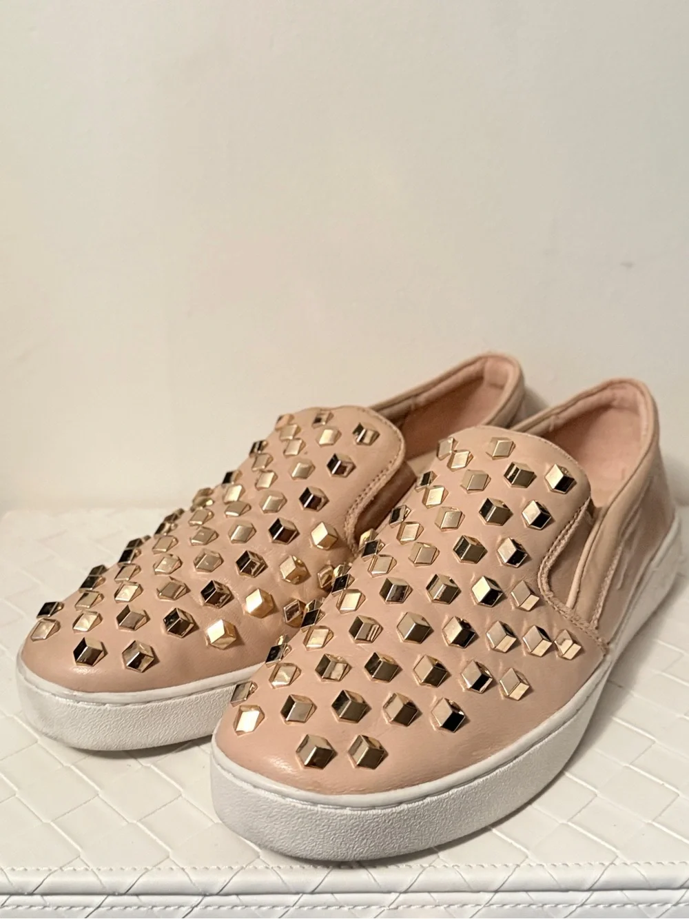MICHAEL Michael Kors Keaton Studded Leather Slip On Sneakers Blush Pink Gold 9M